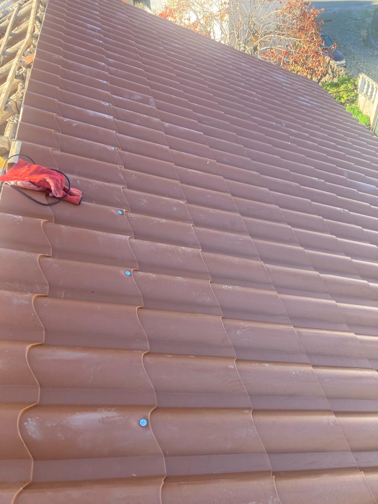 CONSTRUTÁLICA SERRALHARIA - Coimbra - Instalação ou Substituição de Portão de Garagem