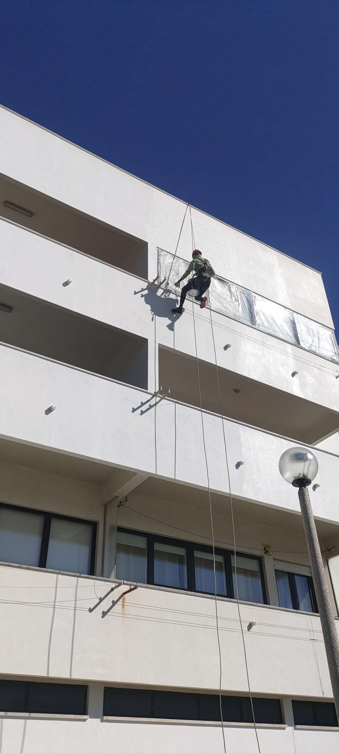 JD4 ALPINISMO - Lisboa - Instalação de Tubos de Canalização
