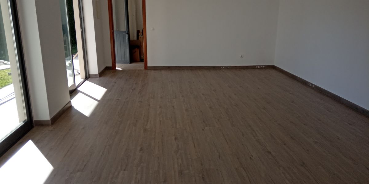 Siqueira & Silva construções - Leiria - Drywall Repair and Texturing