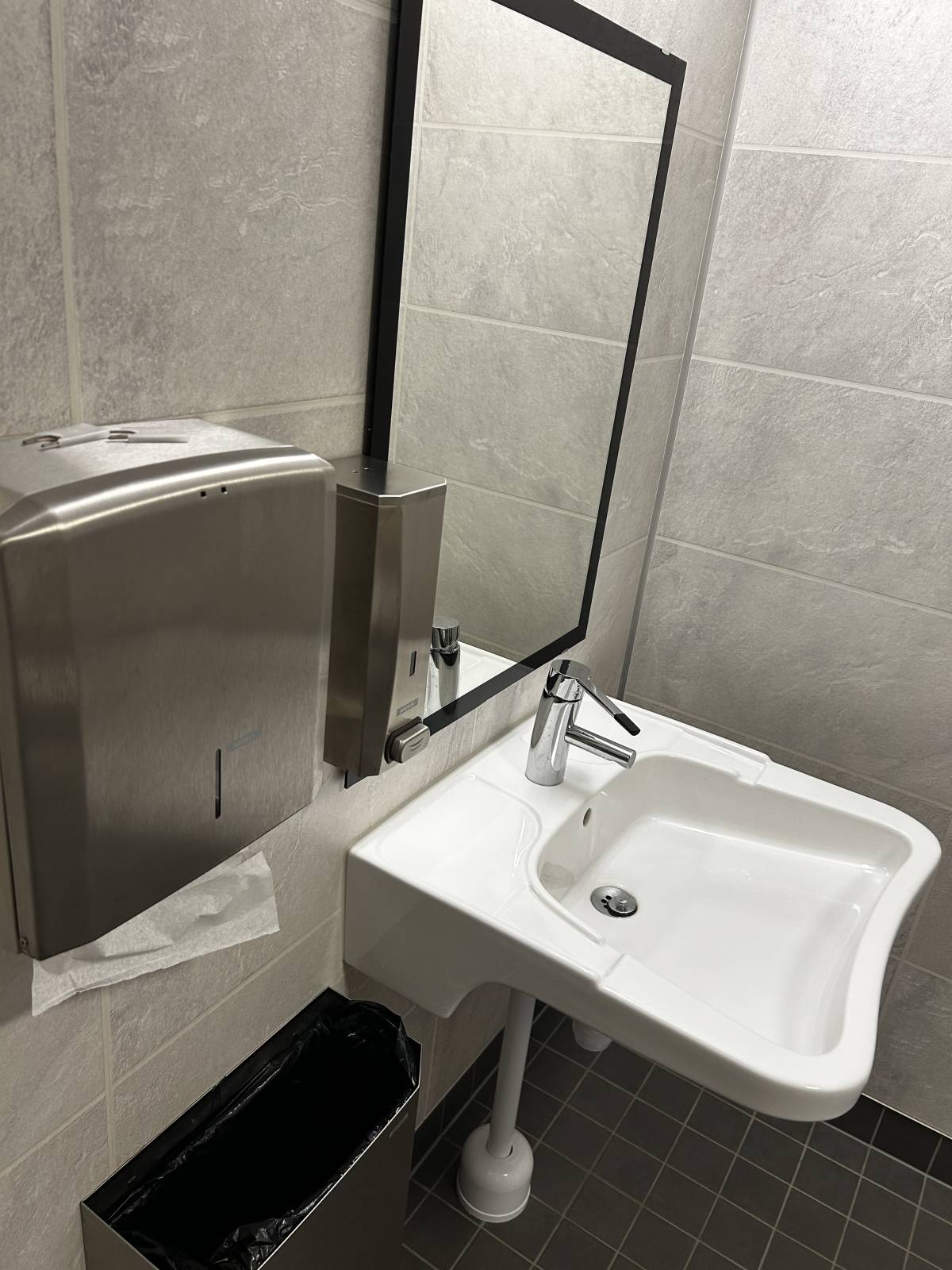 António Caldeira - Elvas - Commercial Cleaning