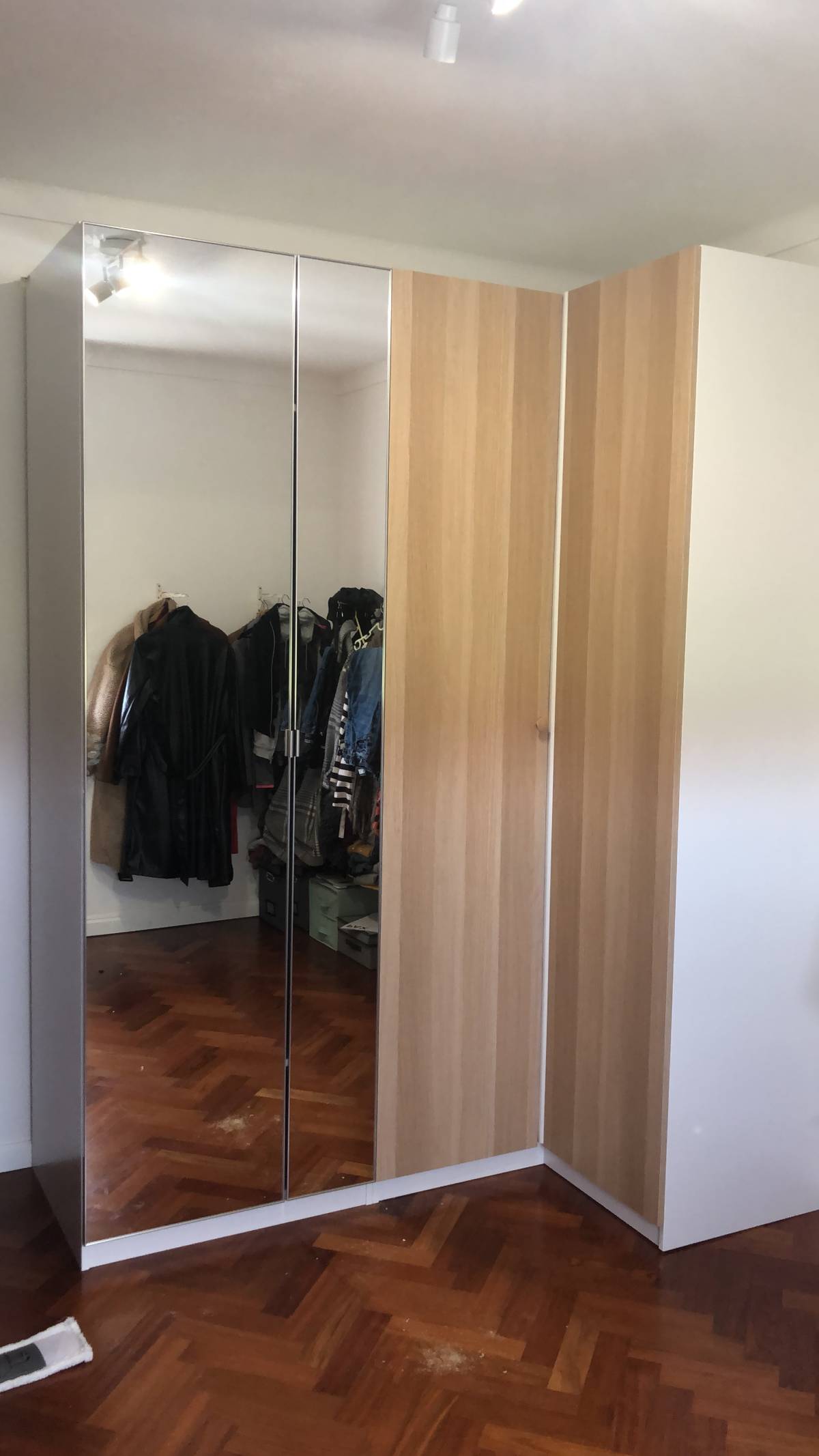 Especialista de Montagem de Mobiliário IKEA