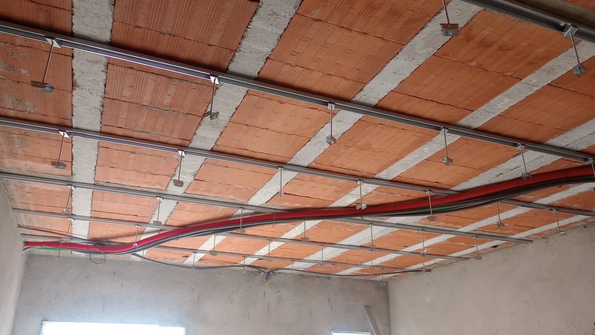 GUIMARÃES - Figueira da Foz - Construction de faux plafond