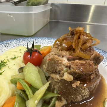 Chef Ricky Van Mendez - Calheta - Event Catering (Buffet)