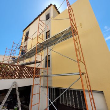 Tavares Universal - Caldas da Rainha - Pintura de exteriores