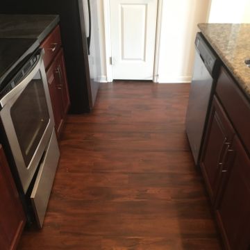 STAR FLOORING PT - Vila Nova de Famalicão - Reparação ou Substituição de Pavimento Vinílico ou Linóleo