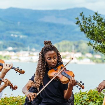 Edvania Moreno - Amadora - Aulas de Harmónica