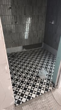 Marcos Moreira - Braga - Tile Installation