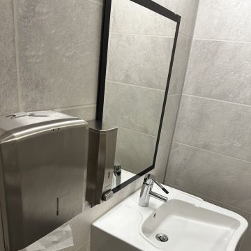 António Caldeira - Elvas - Commercial Cleaning