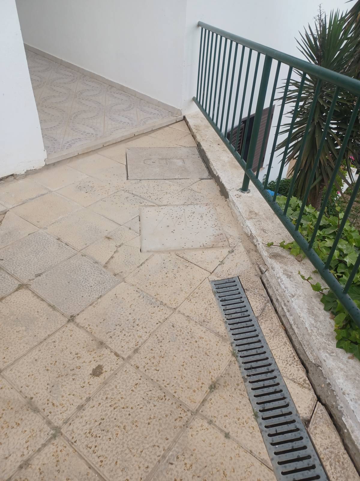 Marcelo Tayama - Albufeira - Manutenção e Reparação de Terraço