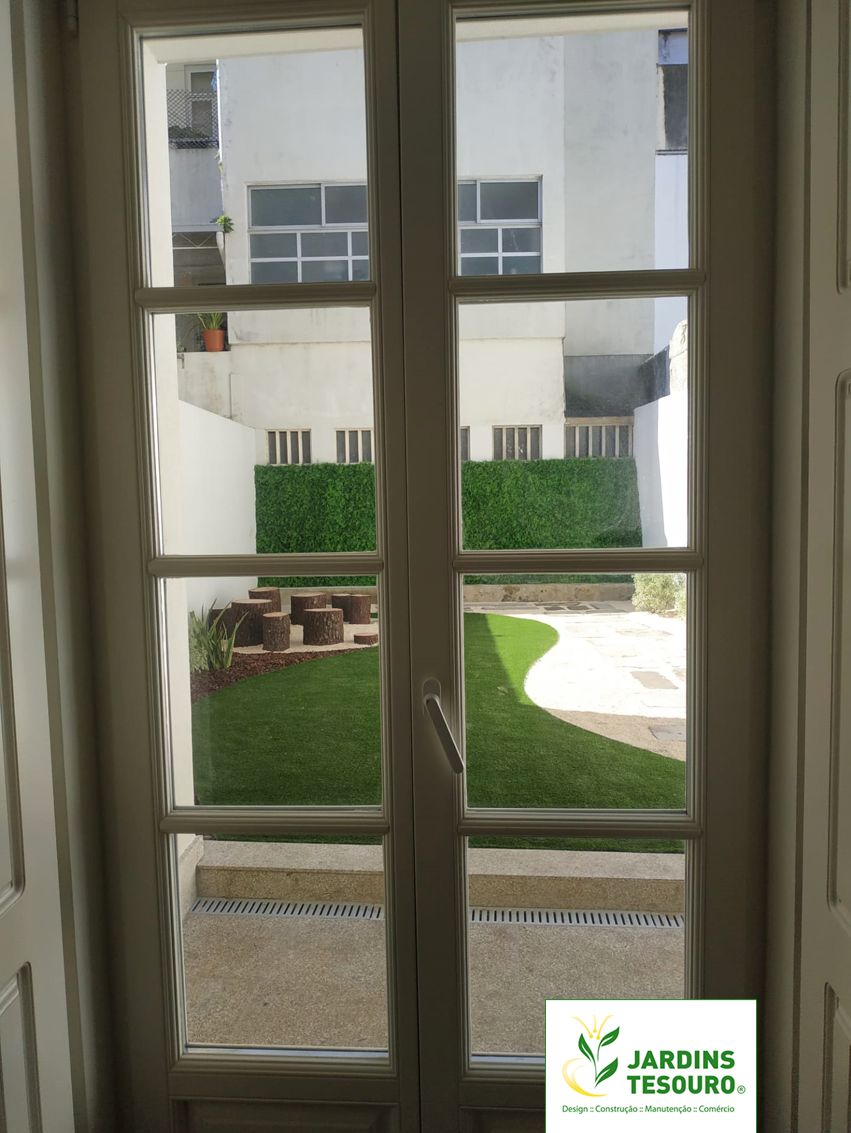 Jardins Tesouro - Matosinhos - Lawn Mowing and Trimming