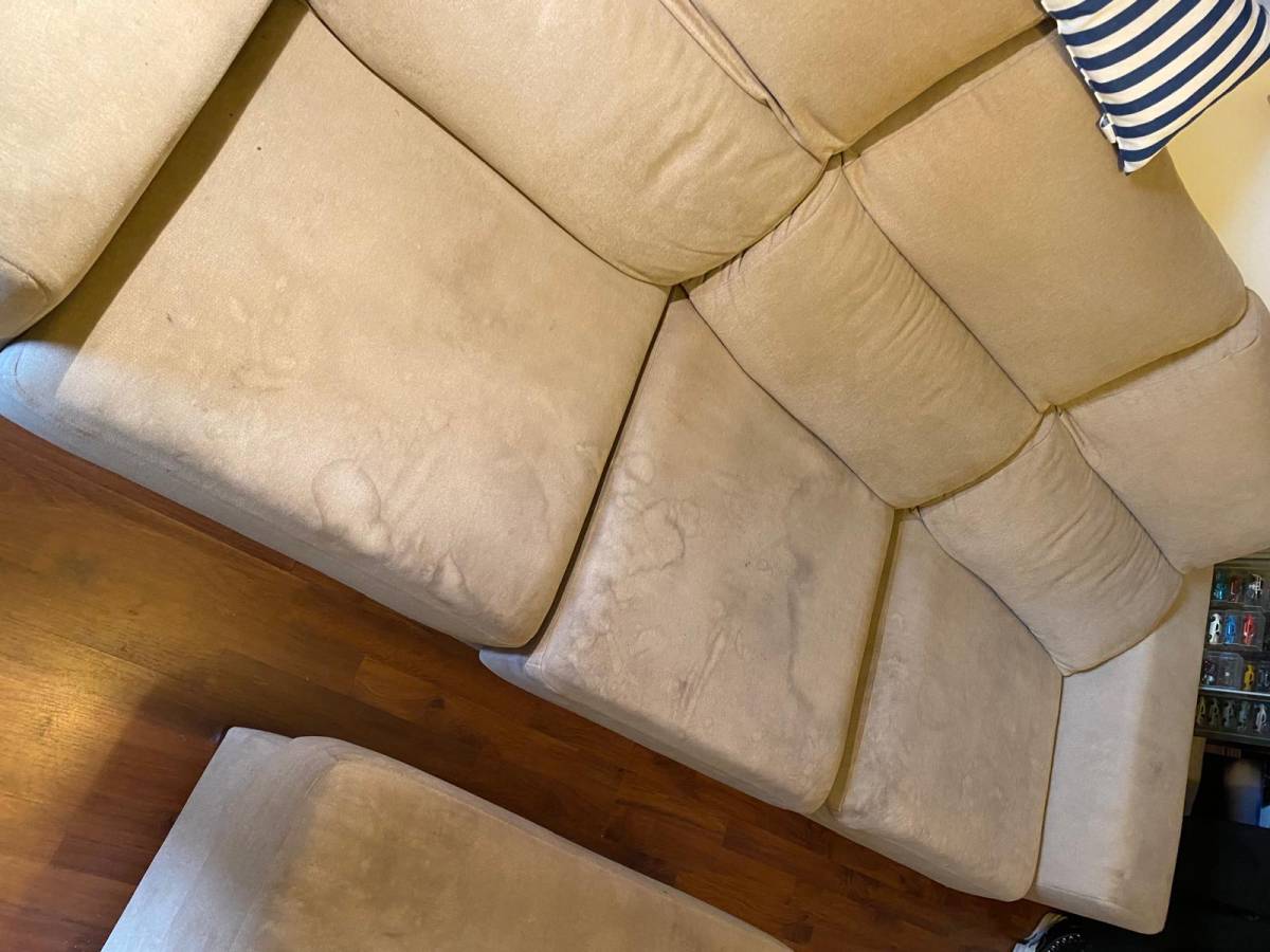 Kyro Clean Solutions - Porto - Sofa Cleaning