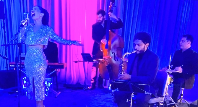 BLUEBERRY MOON MUSIC - Lisboa - Entretenimento com Banda Musical