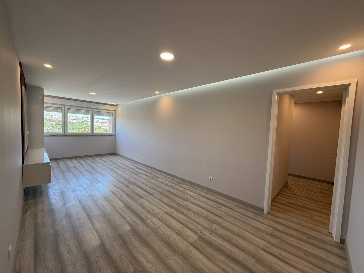 Deccory Lda - Loures - Kitchen Remodel