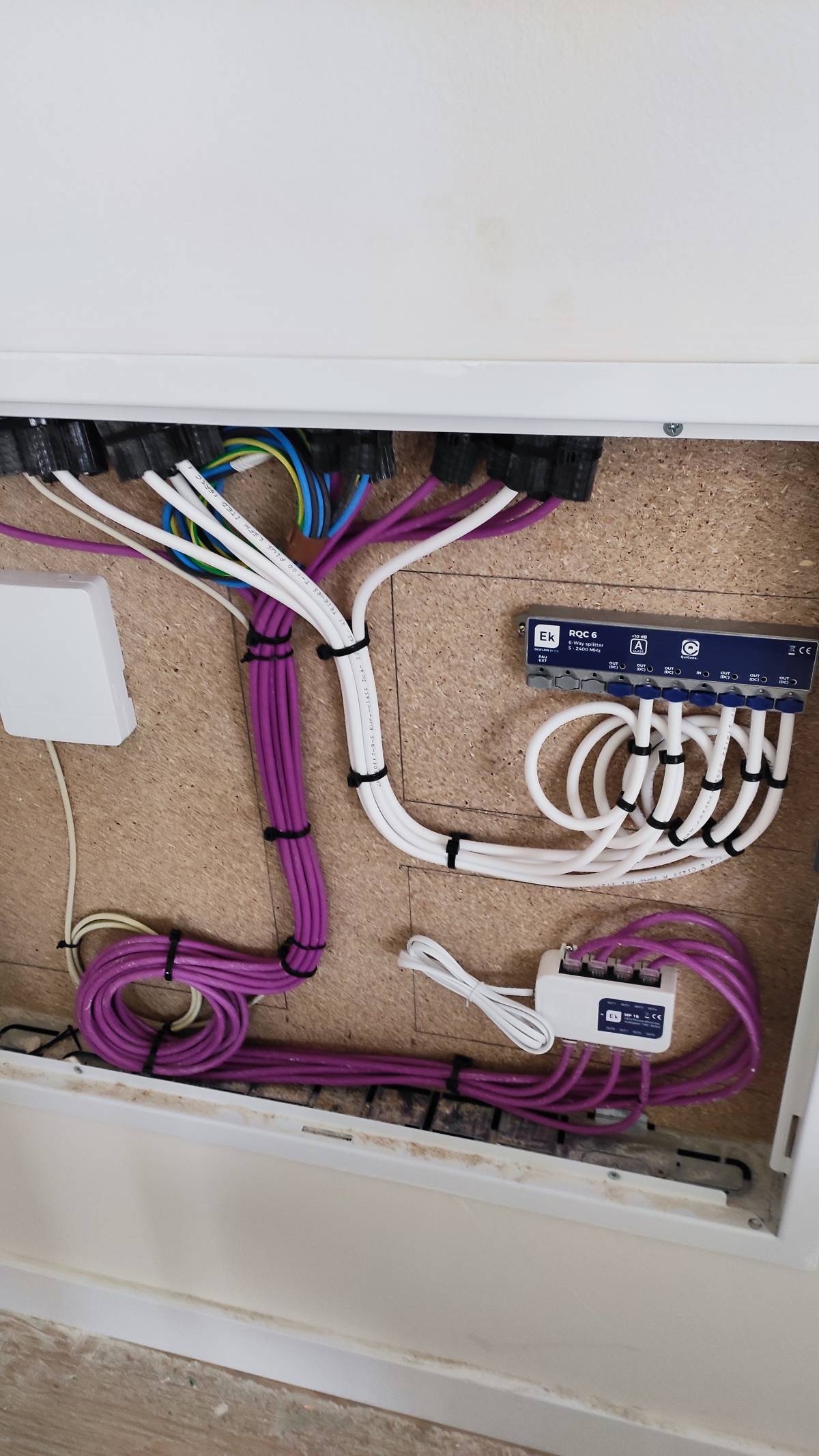 Faz Tudo Home Service - Ílhavo - Circuit Breaker Panel or Fuse Box Installation