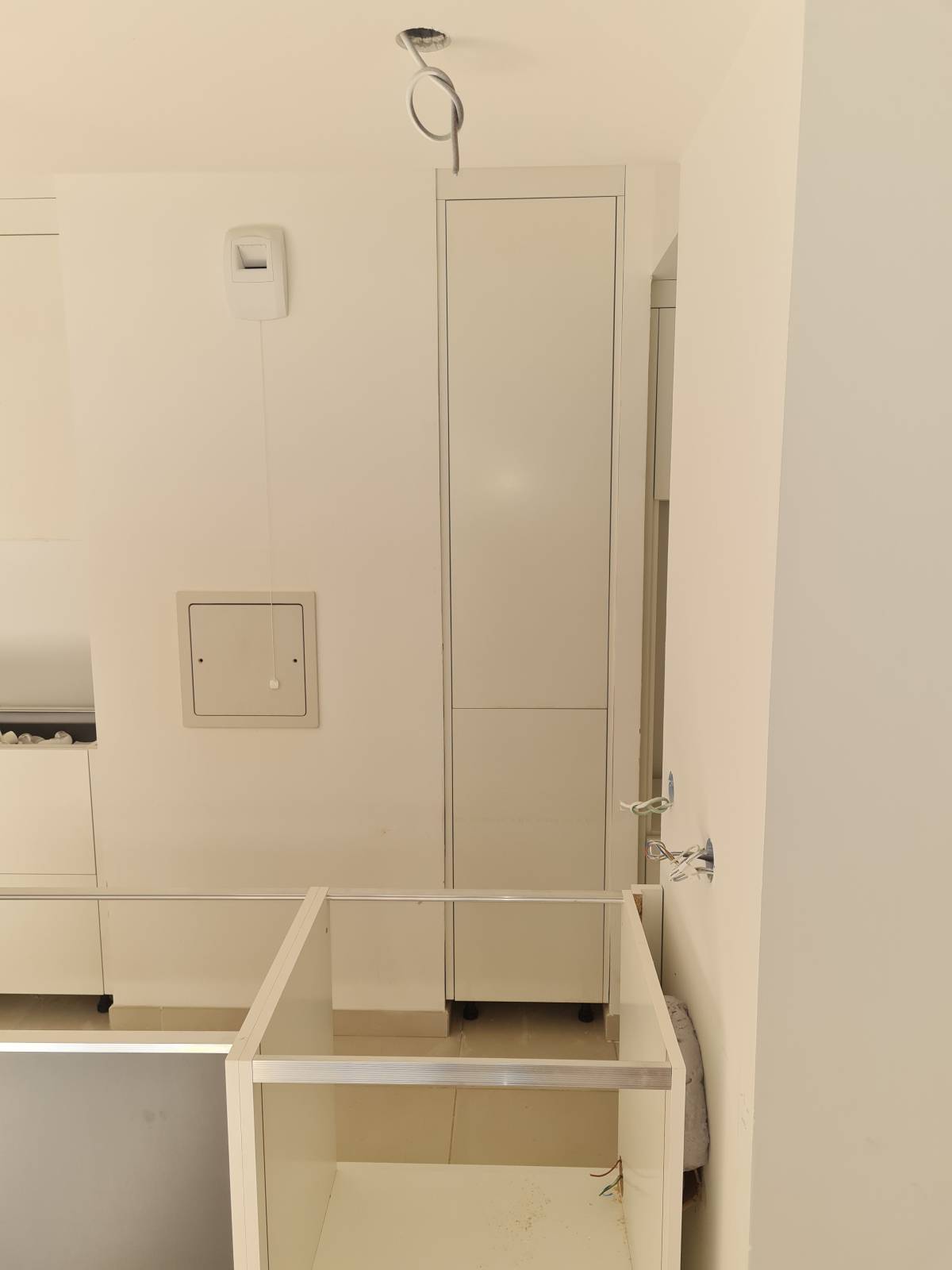 Sidnei Santos unipessoal LDA - Odivelas - Remodelação de Armários