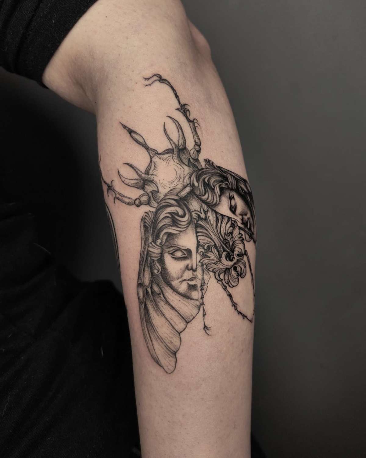 Shaded Red Tattoo - São João da Madeira - Tatuajes y piercings