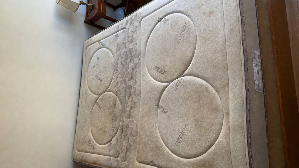 Kyro Clean Solutions - Porto - Sofa Cleaning