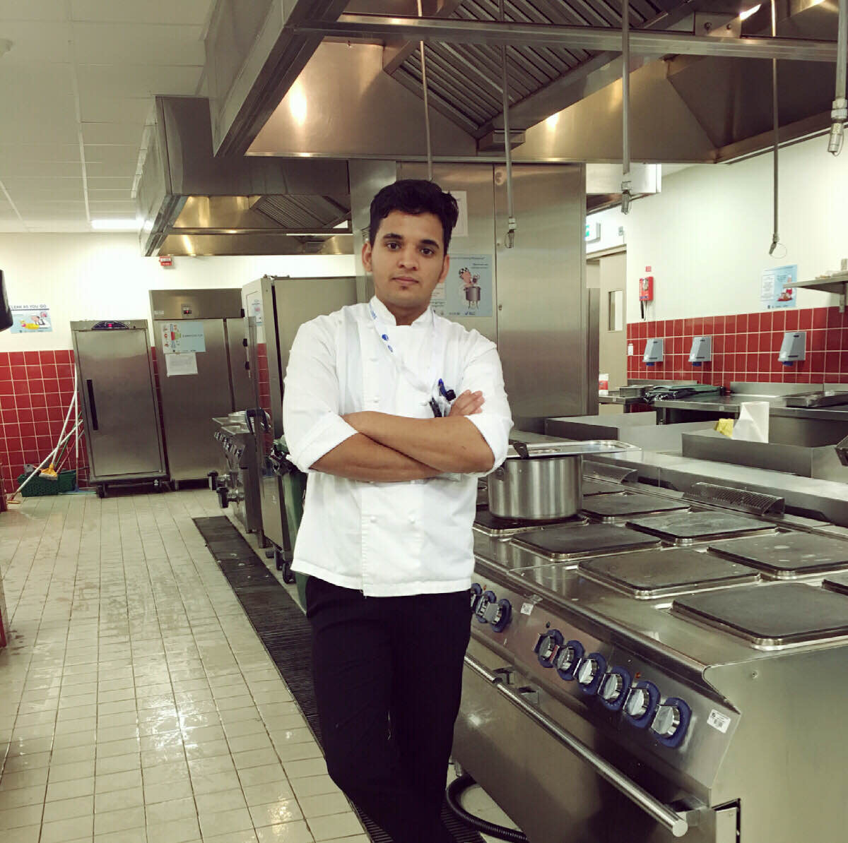 Sujan Dhakal - Calheta - Chefs privés et cuisiniers