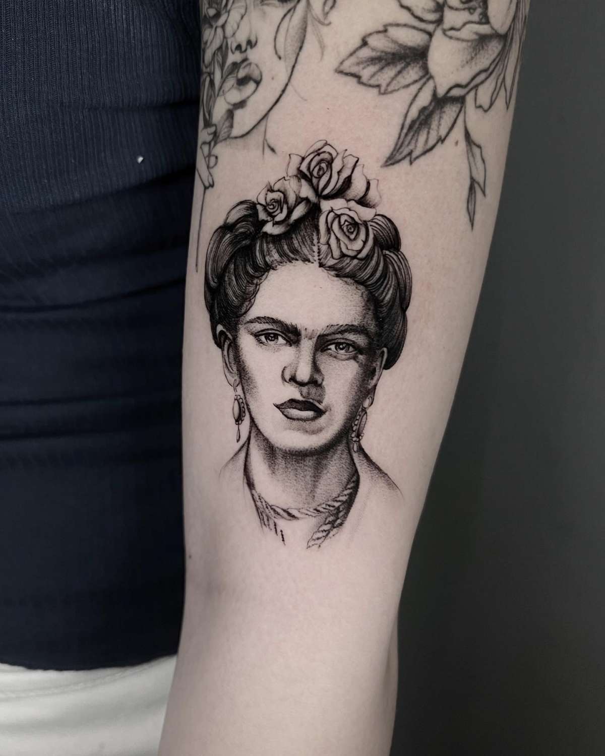Shaded Red Tattoo - São João da Madeira - Tatuajes y piercings