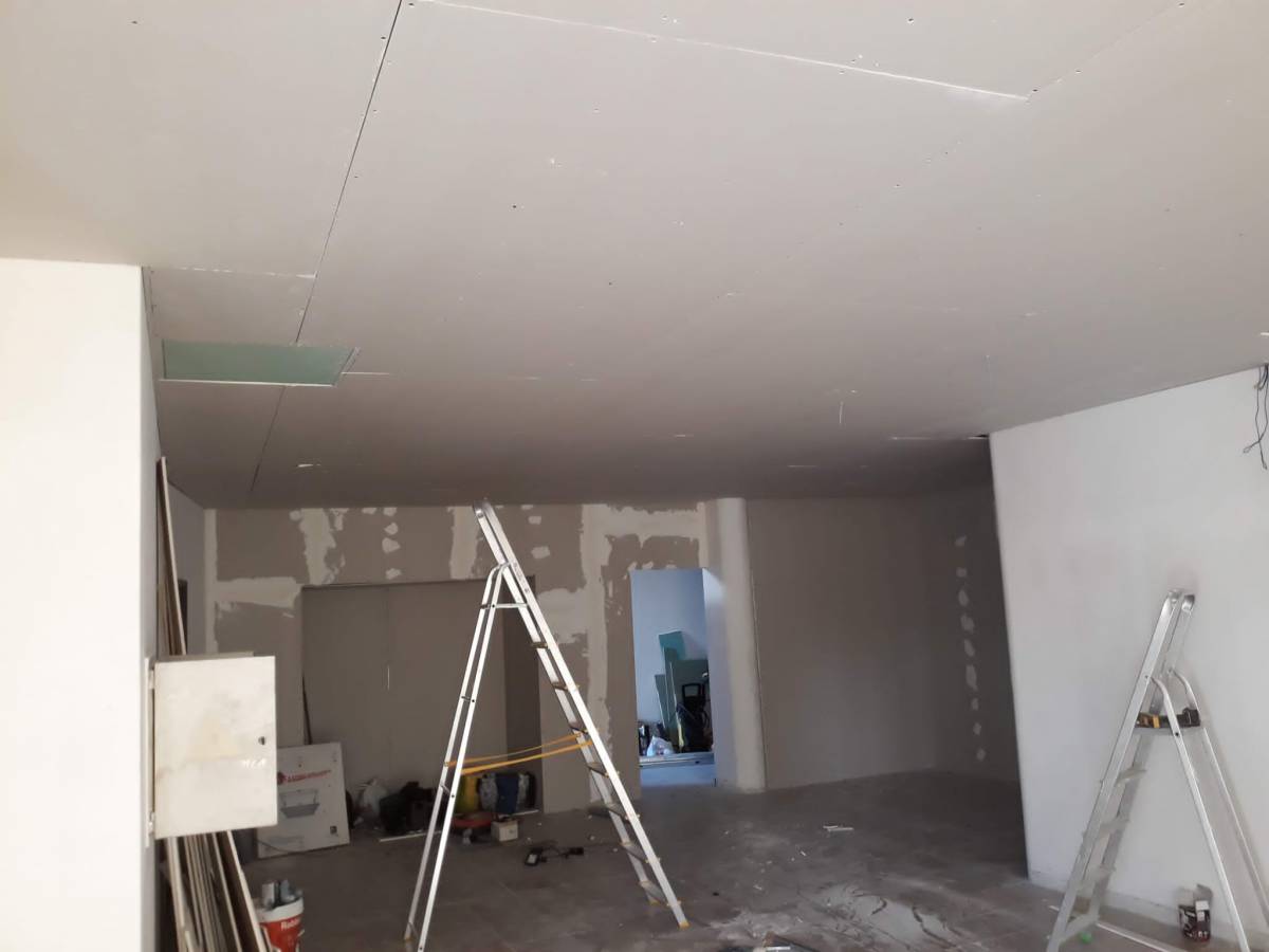 Elenco concreto - Porto - Interior Wall Addition