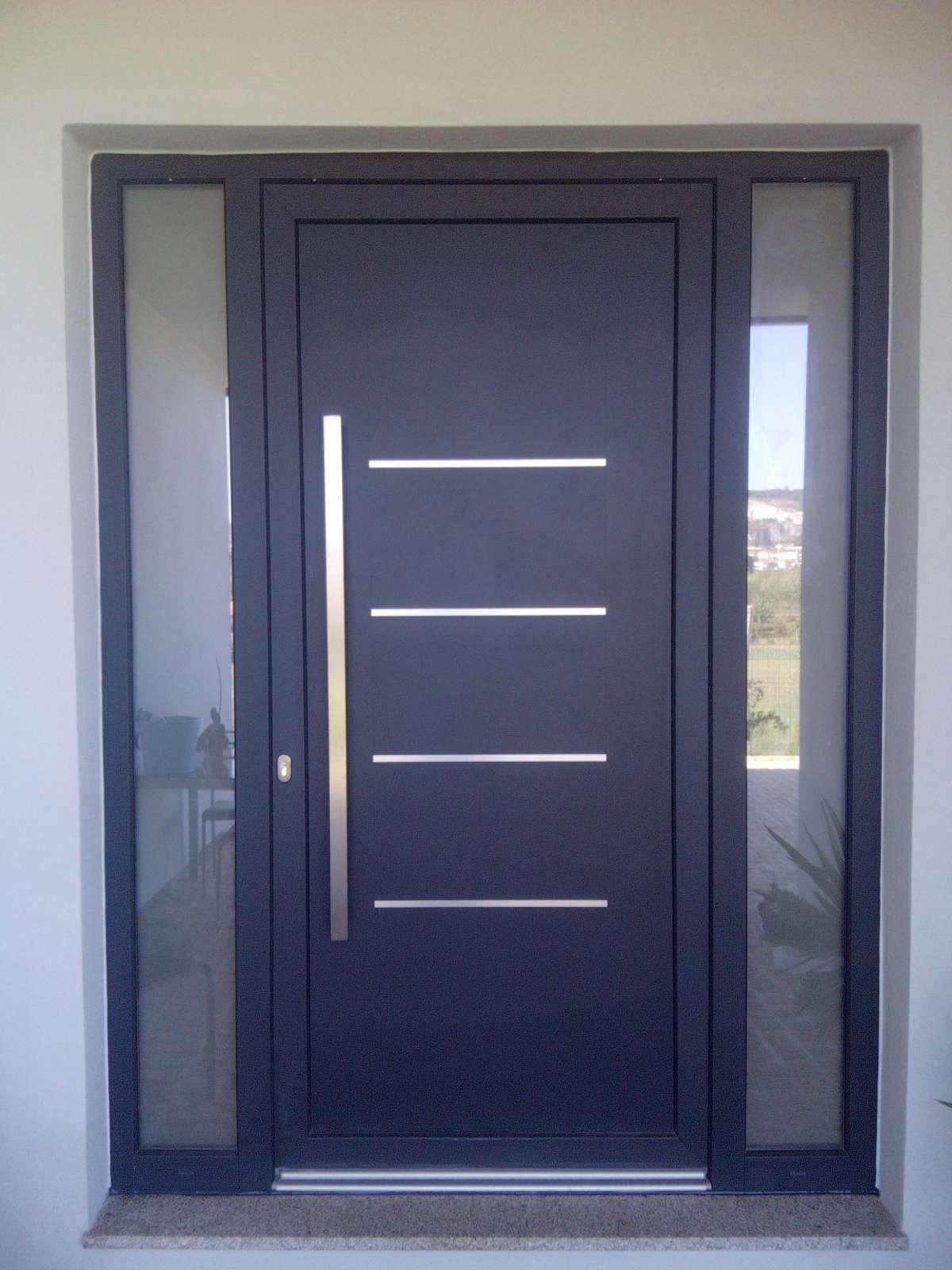 Hugo Rodrigues - Braga - Pet Door Installation