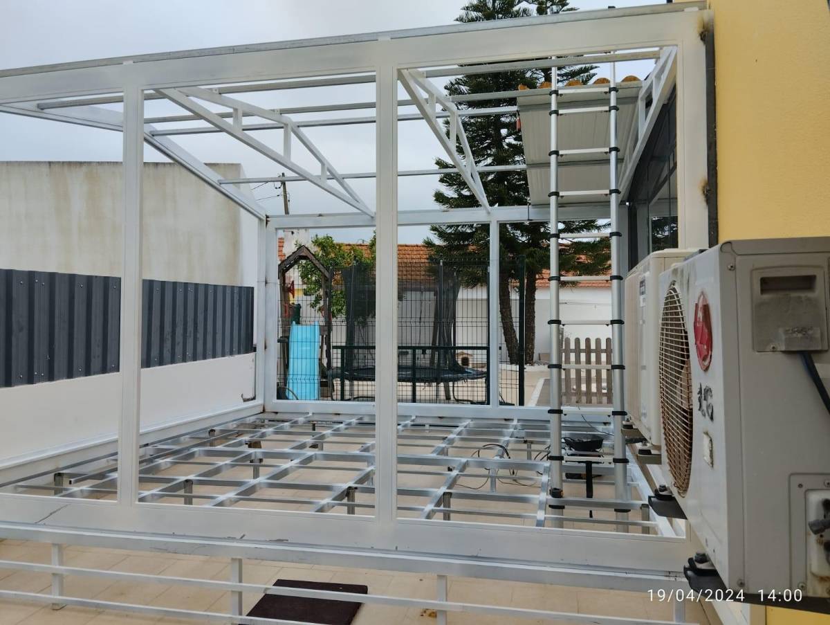 PEDRO LIMA - Almada - Instalação de Painel Solar