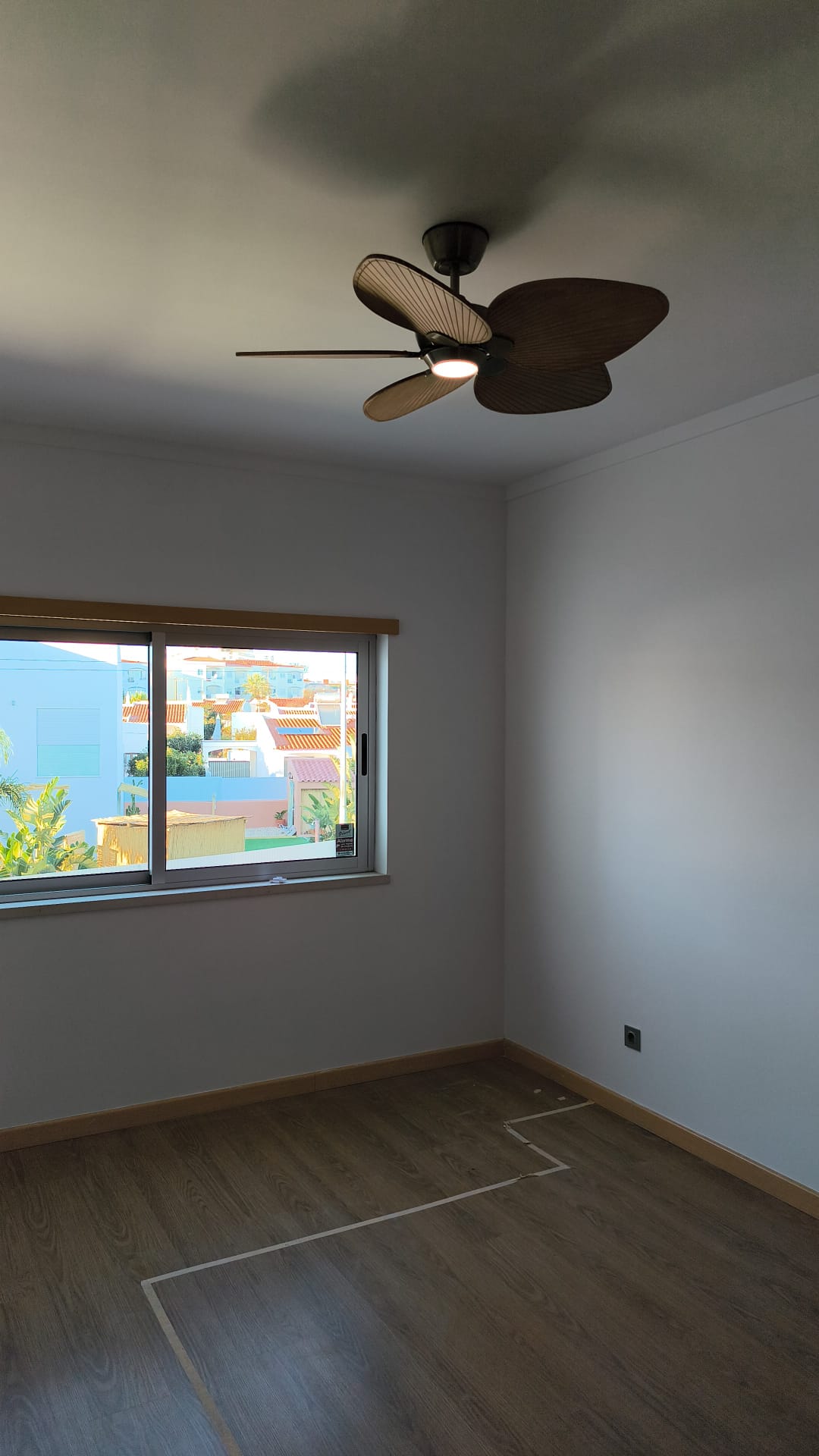 Betel pinturas e remodelacao - Albufeira - Instalación de lámparas