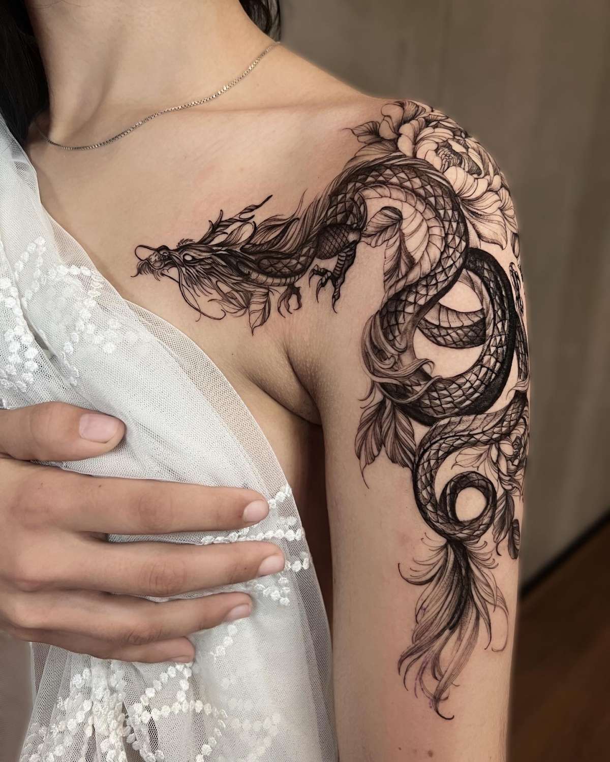 Shaded Red Tattoo - São João da Madeira - Ilustración