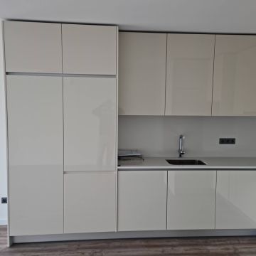 Sidnei Santos unipessoal LDA - Odivelas - Roupeiros