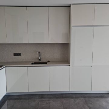 Sidnei Santos unipessoal LDA - Odivelas - Reparação de Armários
