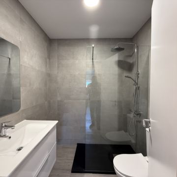 Deccory Lda - Loures - Interior Wall Addition