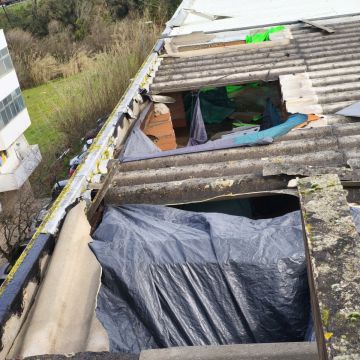4R Telhados - Barreiro - Construção de Equipamento de Diversão Infantil