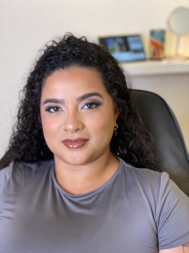 Janainy Galvão - Almada - Organização da Casa