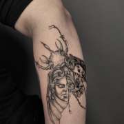 Shaded Red Tattoo - São João da Madeira - Tatuajes y piercings