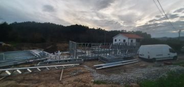 Espaço Steel LSF - Braga - Pose de sol en béton