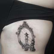 Shaded Red Tattoo - São João da Madeira - Ilustración