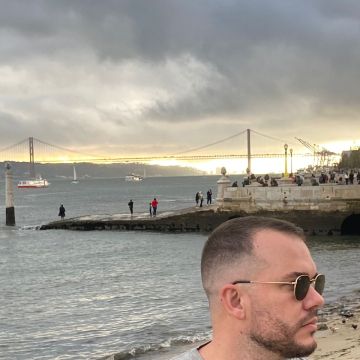 Rodrigo Lourenço - Viseu - Dog Walking
