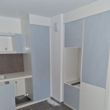 Sidnei Santos unipessoal LDA - Odivelas - Roupeiros