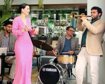 BLUEBERRY MOON MUSIC - Lisboa - Cantores