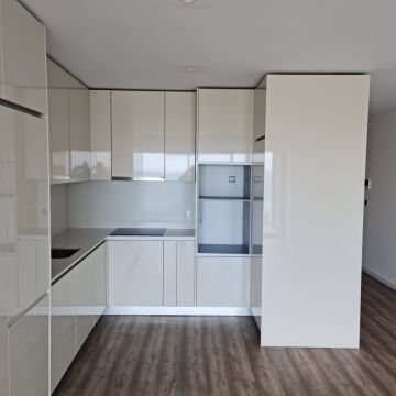 Sidnei Santos unipessoal LDA - Odivelas - Remodelação de Armários