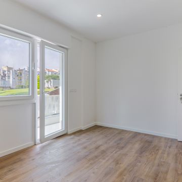 Deccory Lda - Loures - Concrete Flooring Installation