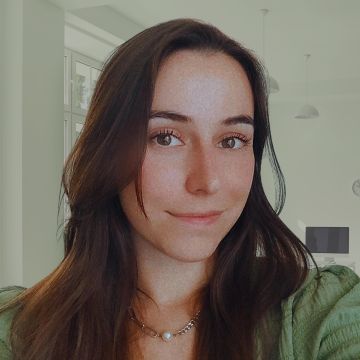 Inês Dias - Gestora de Redes Sociais - planeamento, design e edição de vídeo - Amadora - Hochzeitsfilme