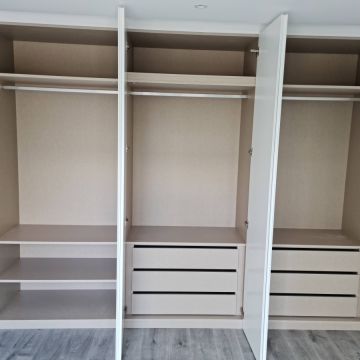 Sidnei Santos unipessoal LDA - Odivelas - Restauro de Móveis