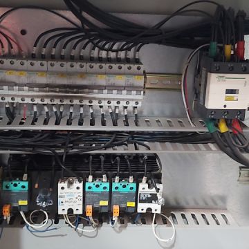 Luís Lopes - Leiria - Circuit Breaker Panel or Fuse Box Installation