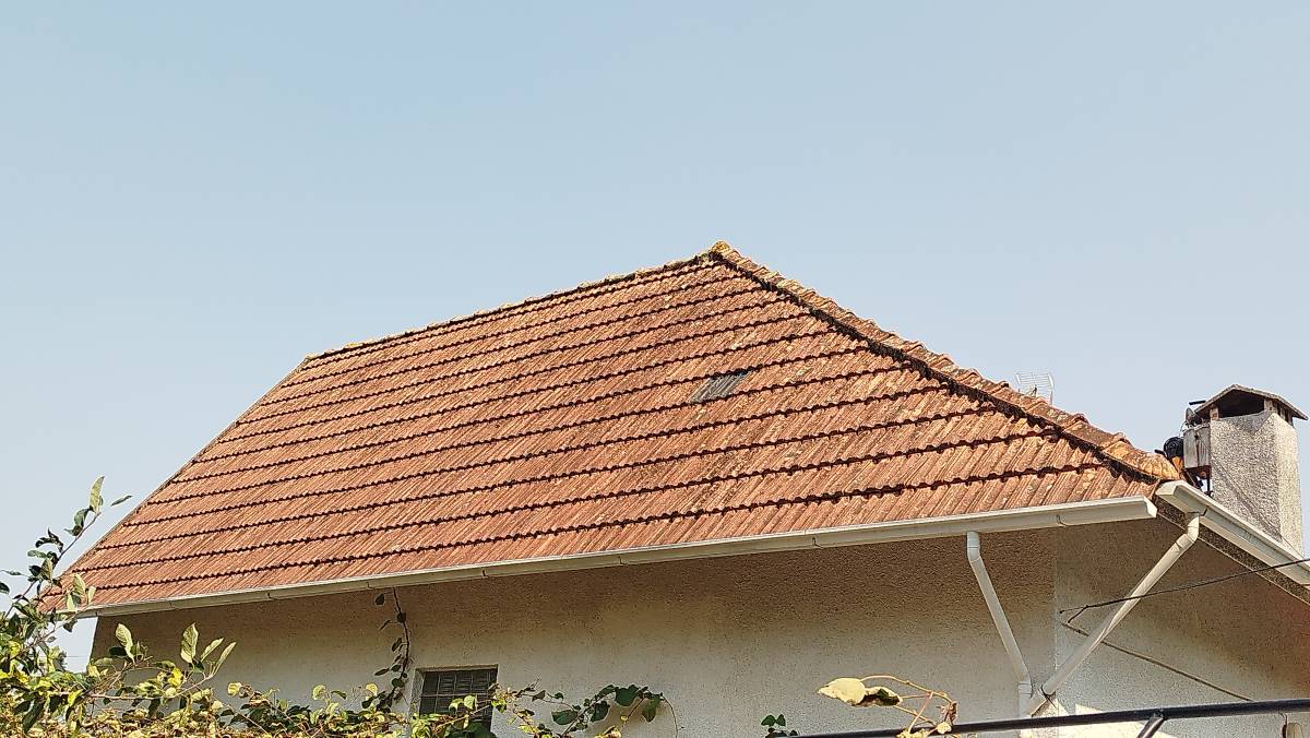 Tavares - Coimbra - Dachrinnen reinigen und warten