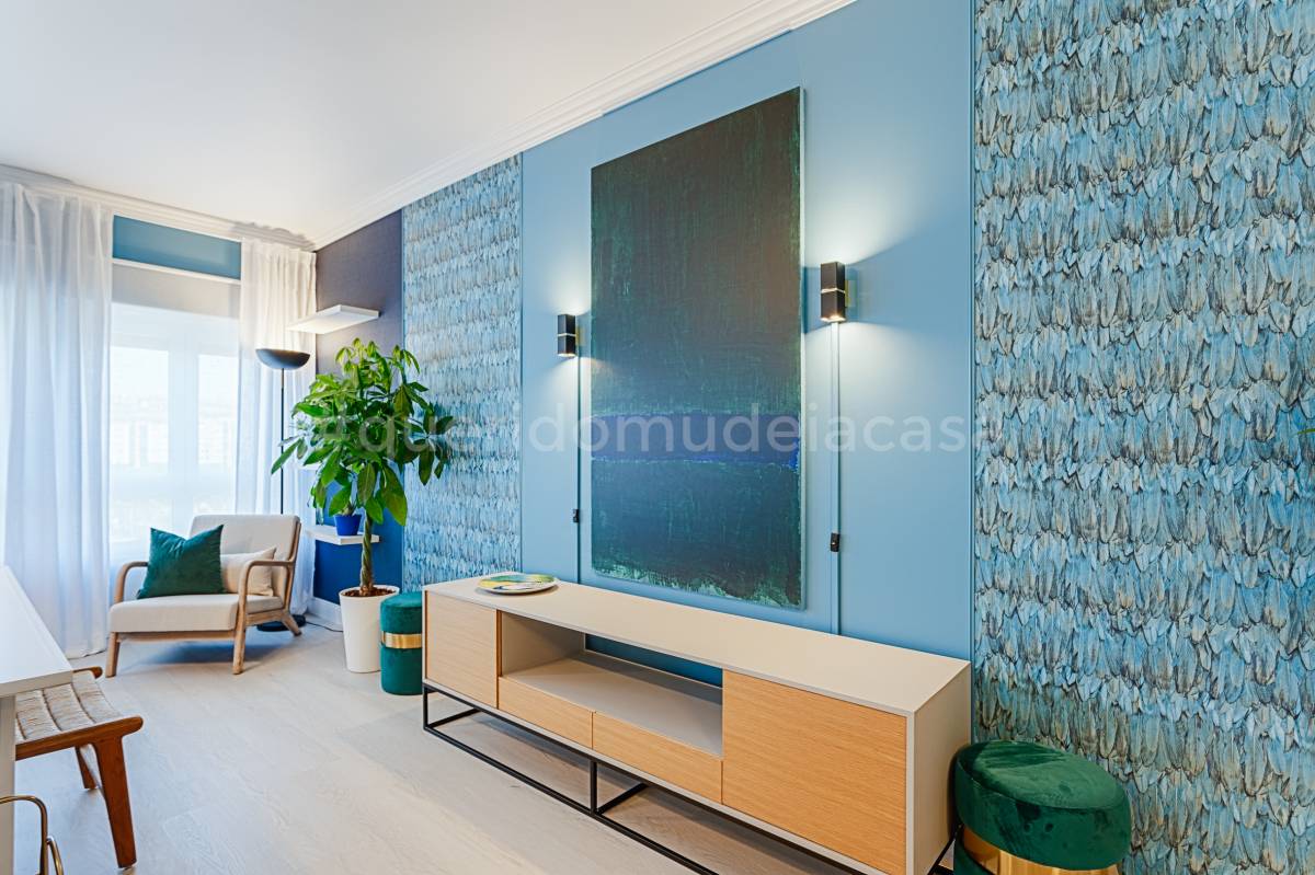 Rodolfo Galvão Home Stylist - Lisboa - Suspensão de Quadros e Instalação de Arte
