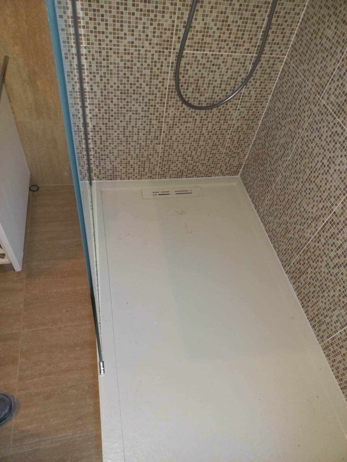 Leonardo Araújo - Matosinhos - Plumbing Pipe Installation