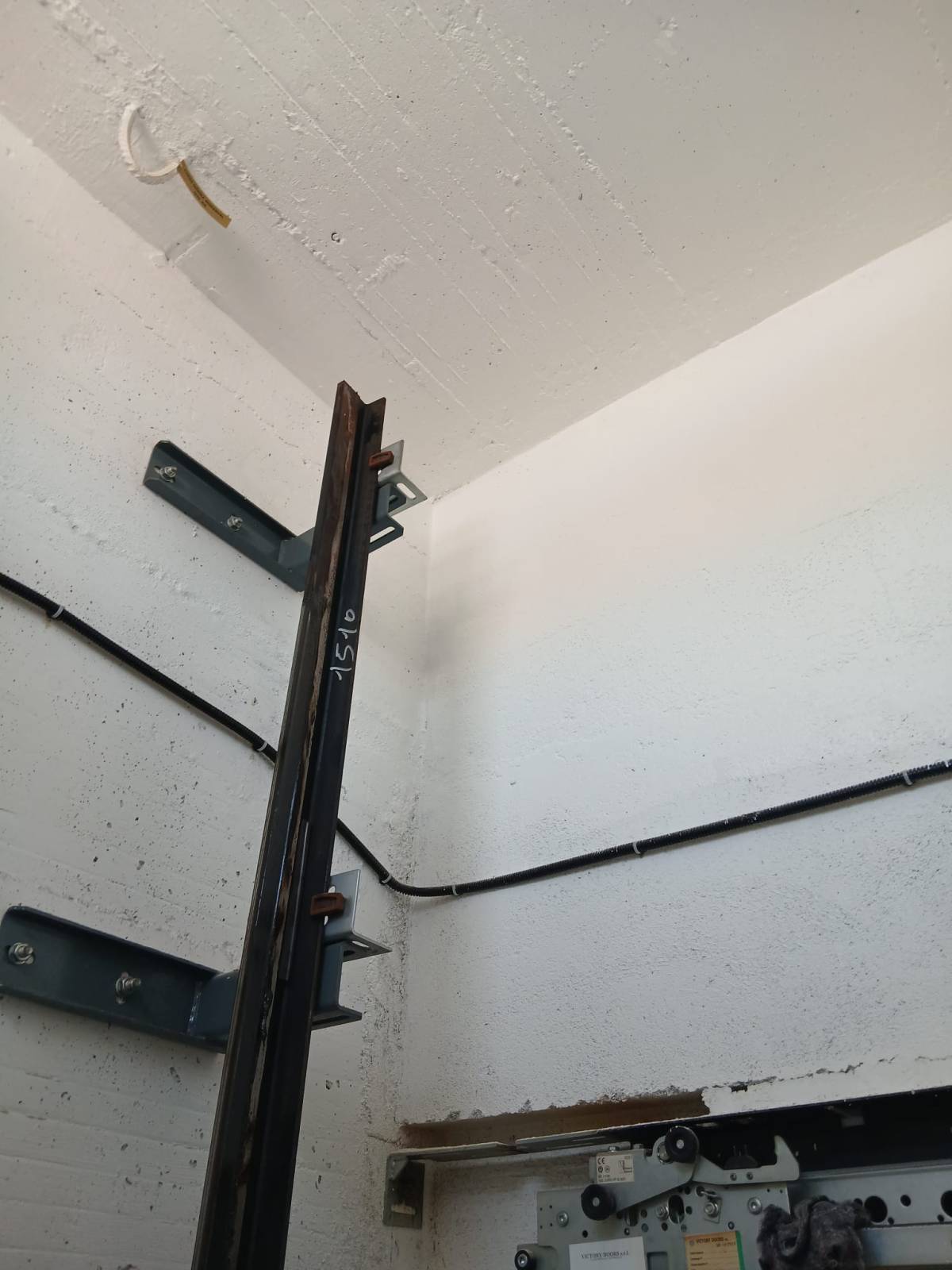 Estuques Martins - Sesimbra - Wände, Trockenbau, und Treppen