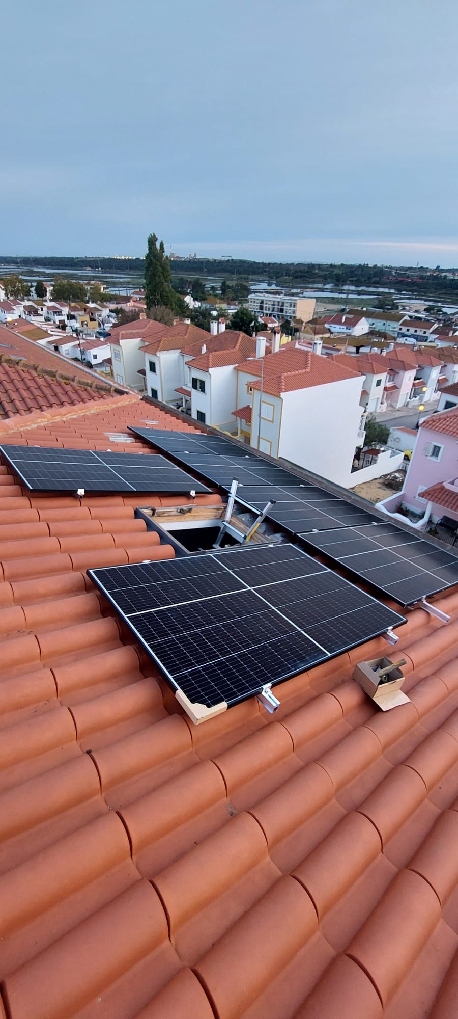 Alexandre Pinto - Sintra - Home Security and Alarms Install