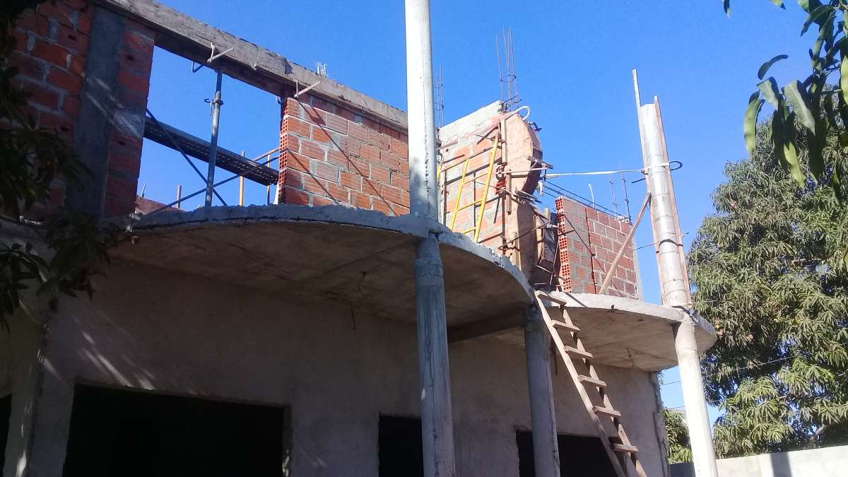 Haniel Tenda - Vila Verde - Siding Installation, Repair, or Removal
